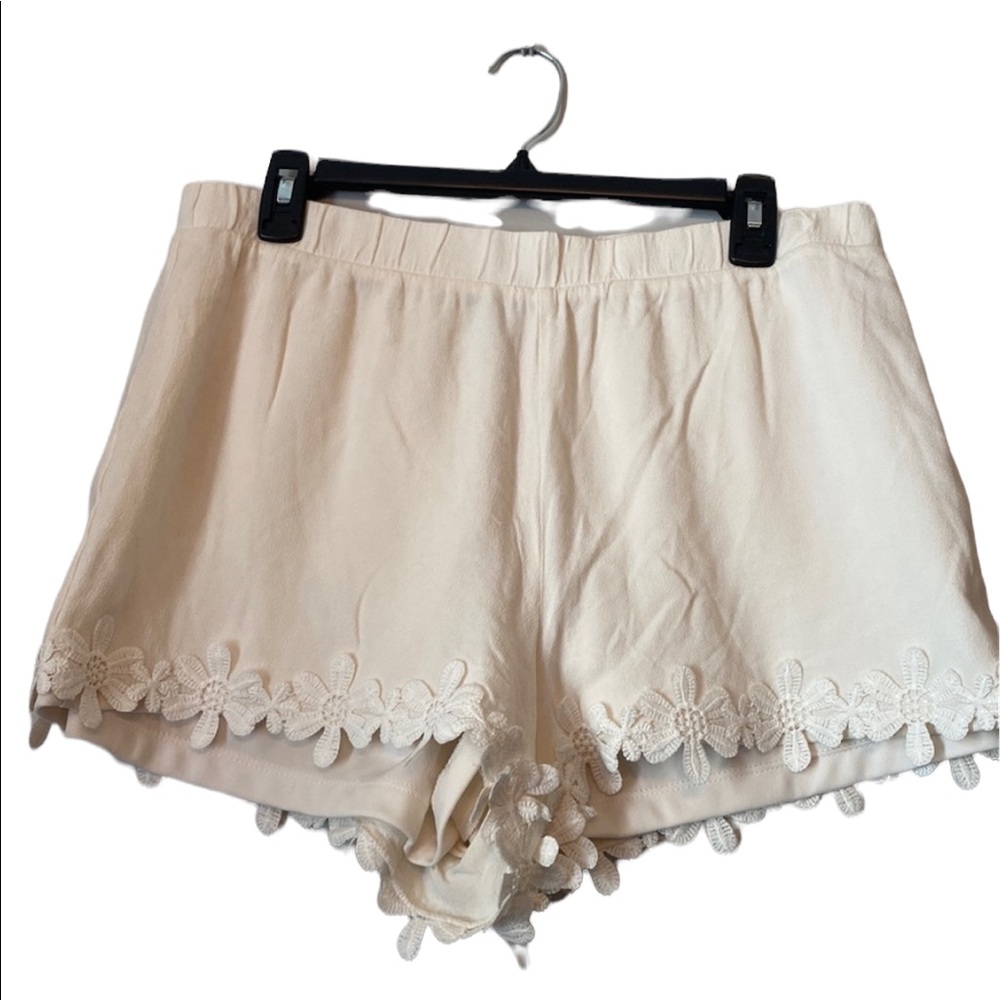 Riley & James Cream Lace Shorts